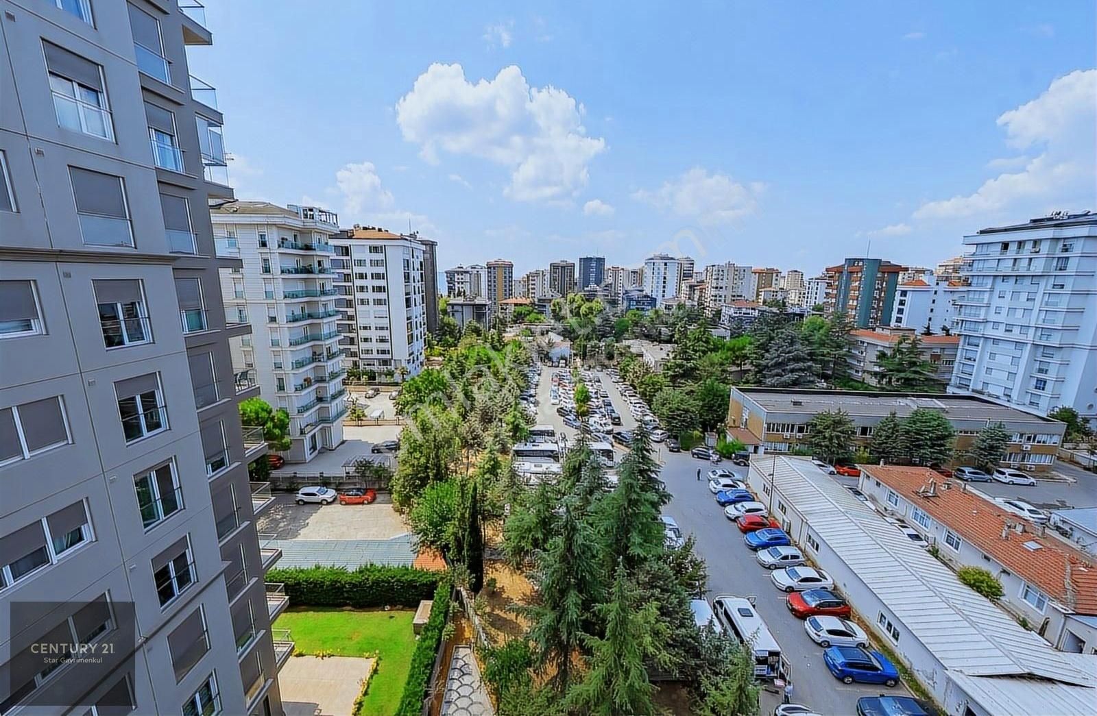 Century21 Star'dan Caddebostanda Önü Kapanmaz 3+1 Ferah Dair