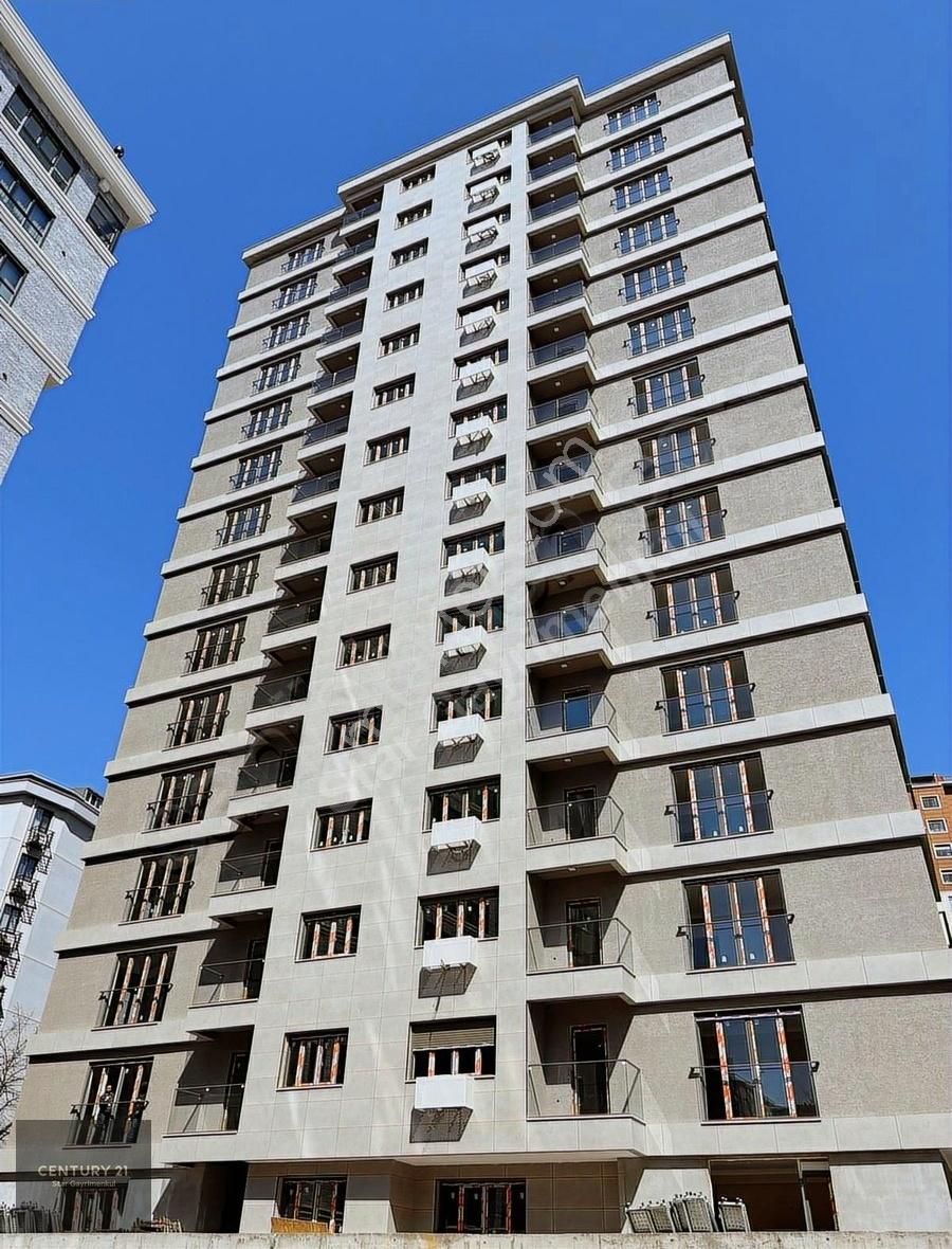 Century21 Star'dan Suadiye De Deniz Manzaralı 3+1 Satılık Daire