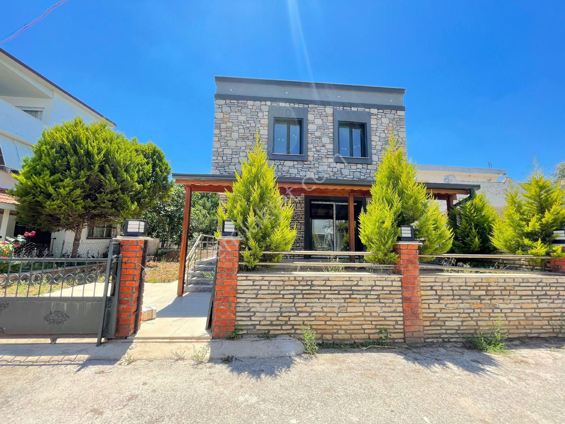 Seferihisar Doğanbey De Tek Müstakil Bağımsız Villa