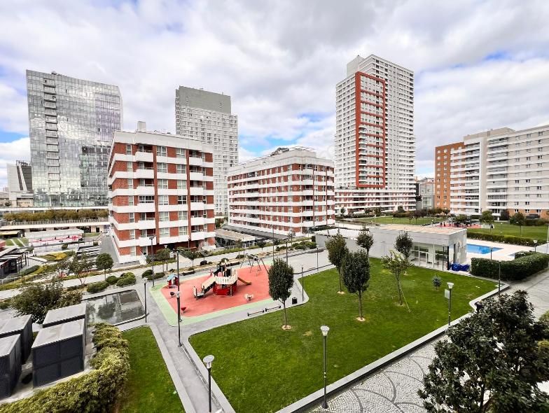 Nurolpark Güneşli"de Balkonlu +kdv'li Kiralık 3+1 Daire
