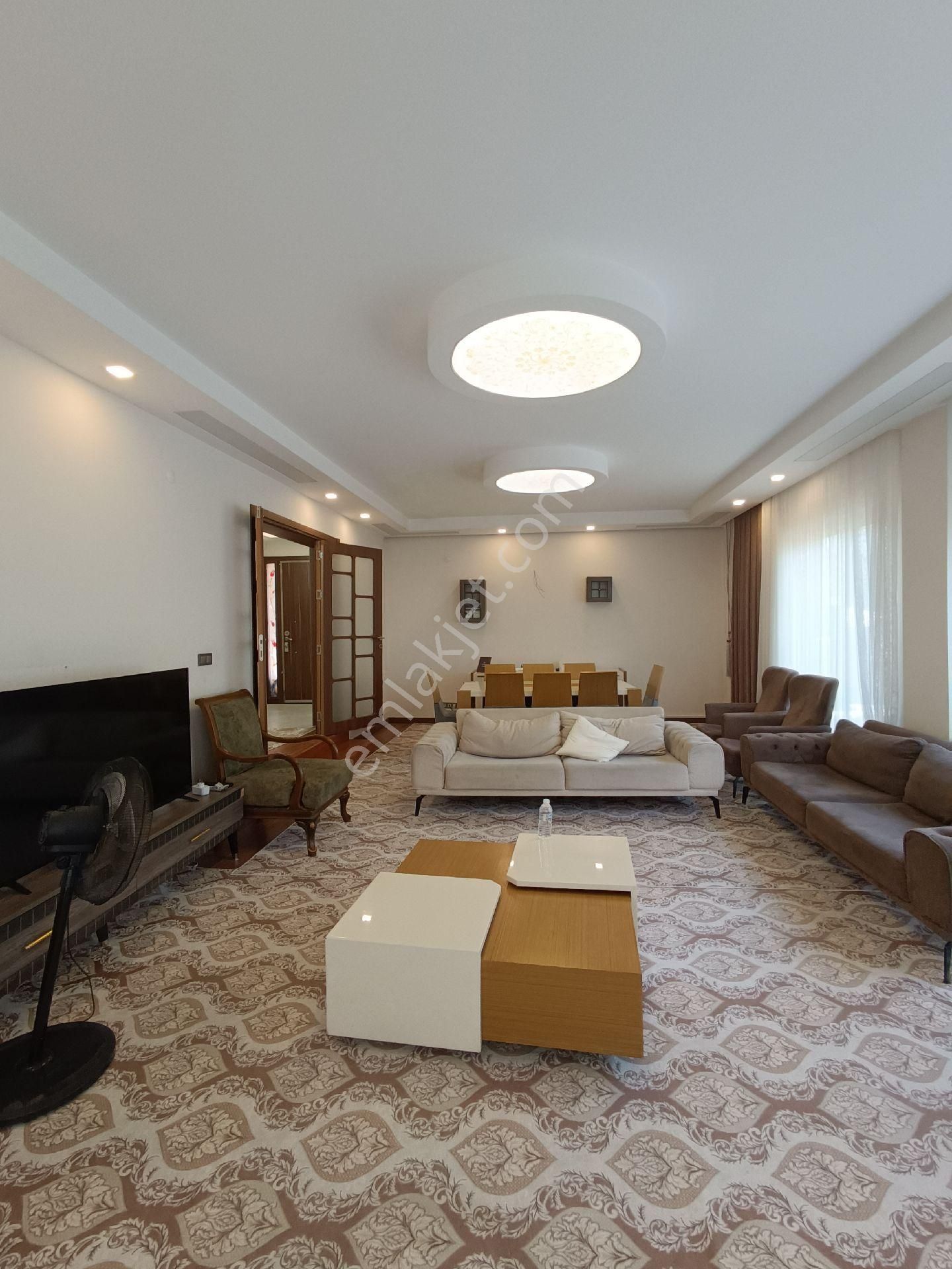 Vega Avm Yakın Satılık Müstakil Villa