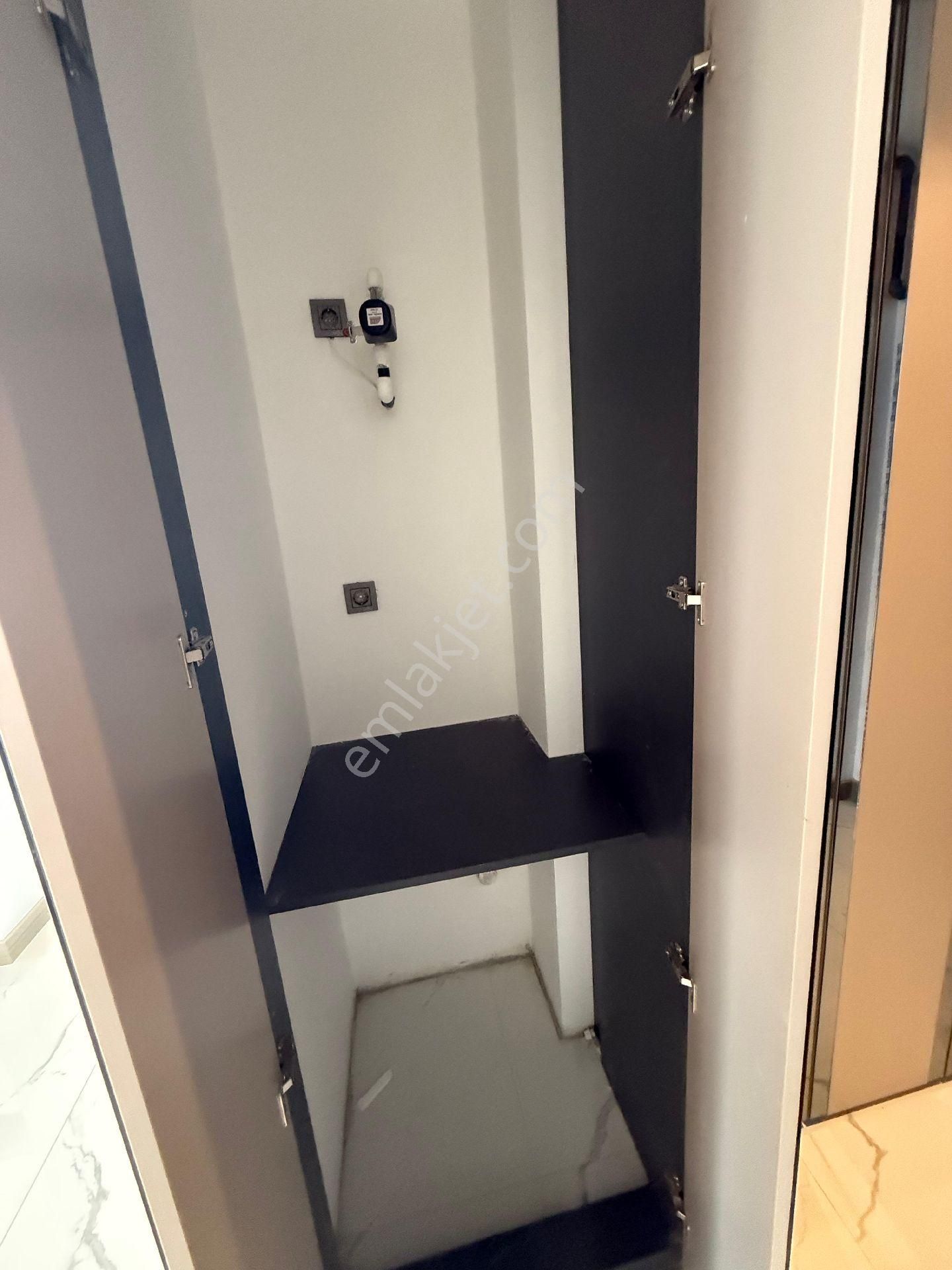 Kuşadası Ege Mahallesinde Açık Kapalı Havuzlu Sosyal Donatılı Sitede Satılık Sıfır 2+1 Daire - Görsel 8