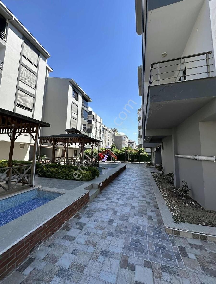 Torbalının En Elit Sitesi Doğa Sitesin 4+1 Daire 210 M2