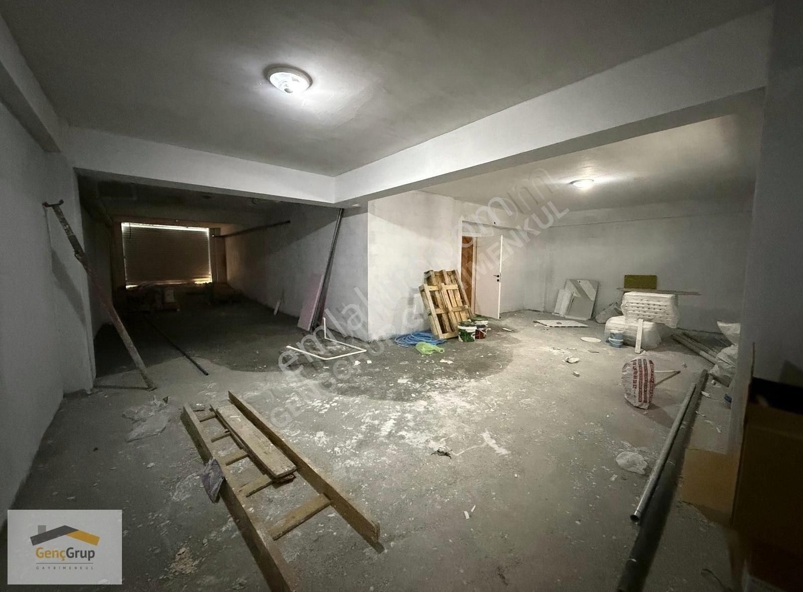 *genç Grup* Çamlıca Mah. 175 M2. E. Banyolu 3+1 Ultra Lüx Daire.