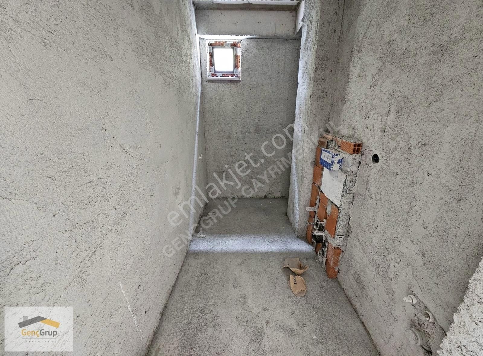 *genç Grup*aqua Parkın Üzeri Site İçinde Ayrık Nizam Ö.garaj 2+1
