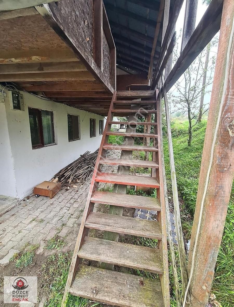 Düzce Konut Emlak I 6800 M² Tarla Ve İki Adet Satılık Ev