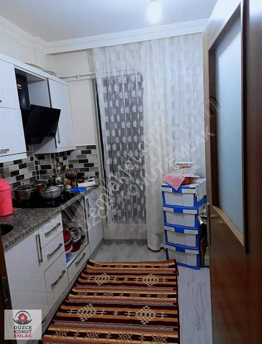 Düzce Konut Emlak I Gümüşova'da 2+1daire Ve 90 M2 Depo Satılık