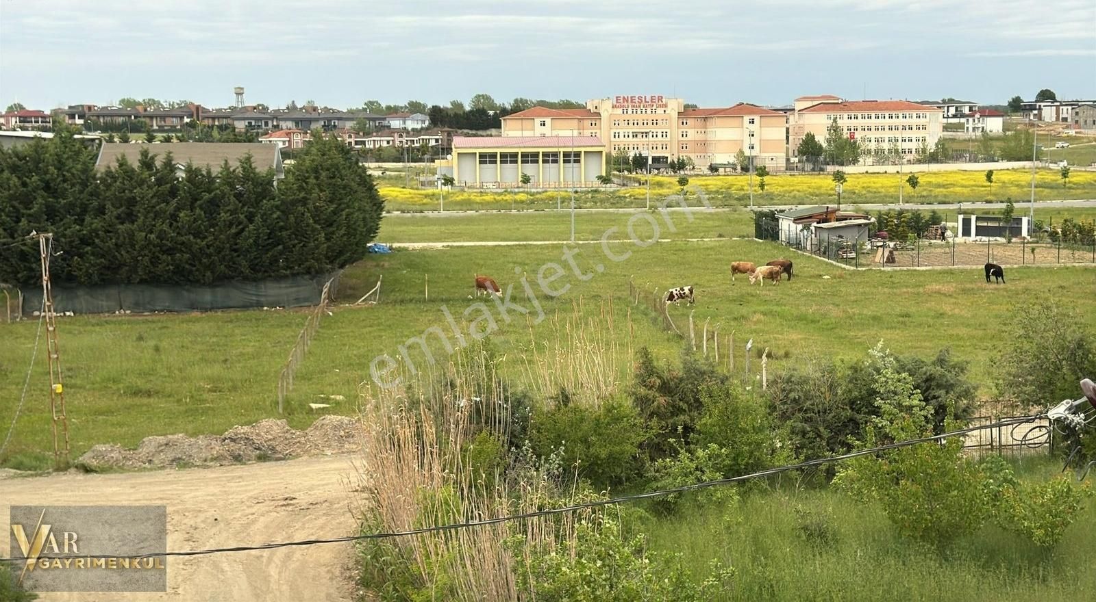 Tekirdağ Gazimustafakemalpaşa Ambardere De Satılık 850 M2 Arsa