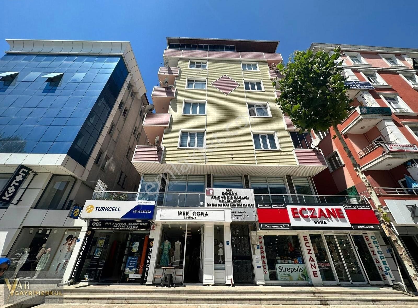 Tekirdağ Çerkezköy Atatürk Caddesi Üzerinde Satılık 3+1 Daire