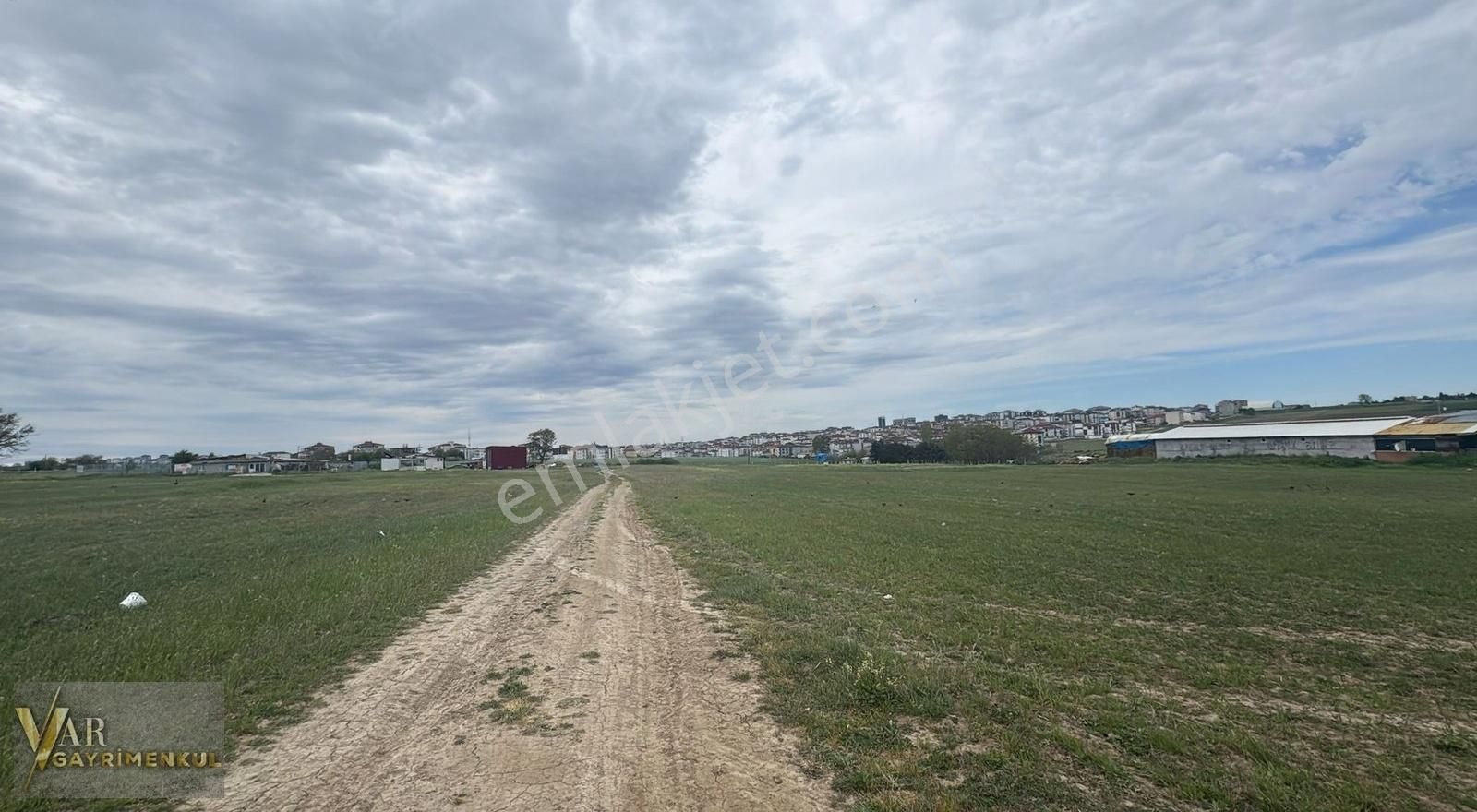 Çerkezköy Bağlık'da Satılık 397m2 Tarladan Hisse