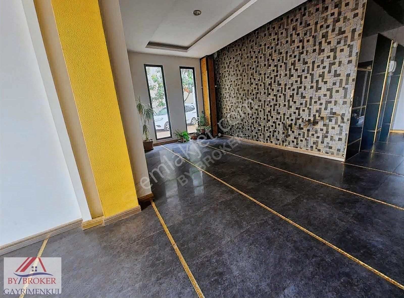 Yenişehirde Kiralık Geniş 2+1 140 M² Brüt, 110 M²