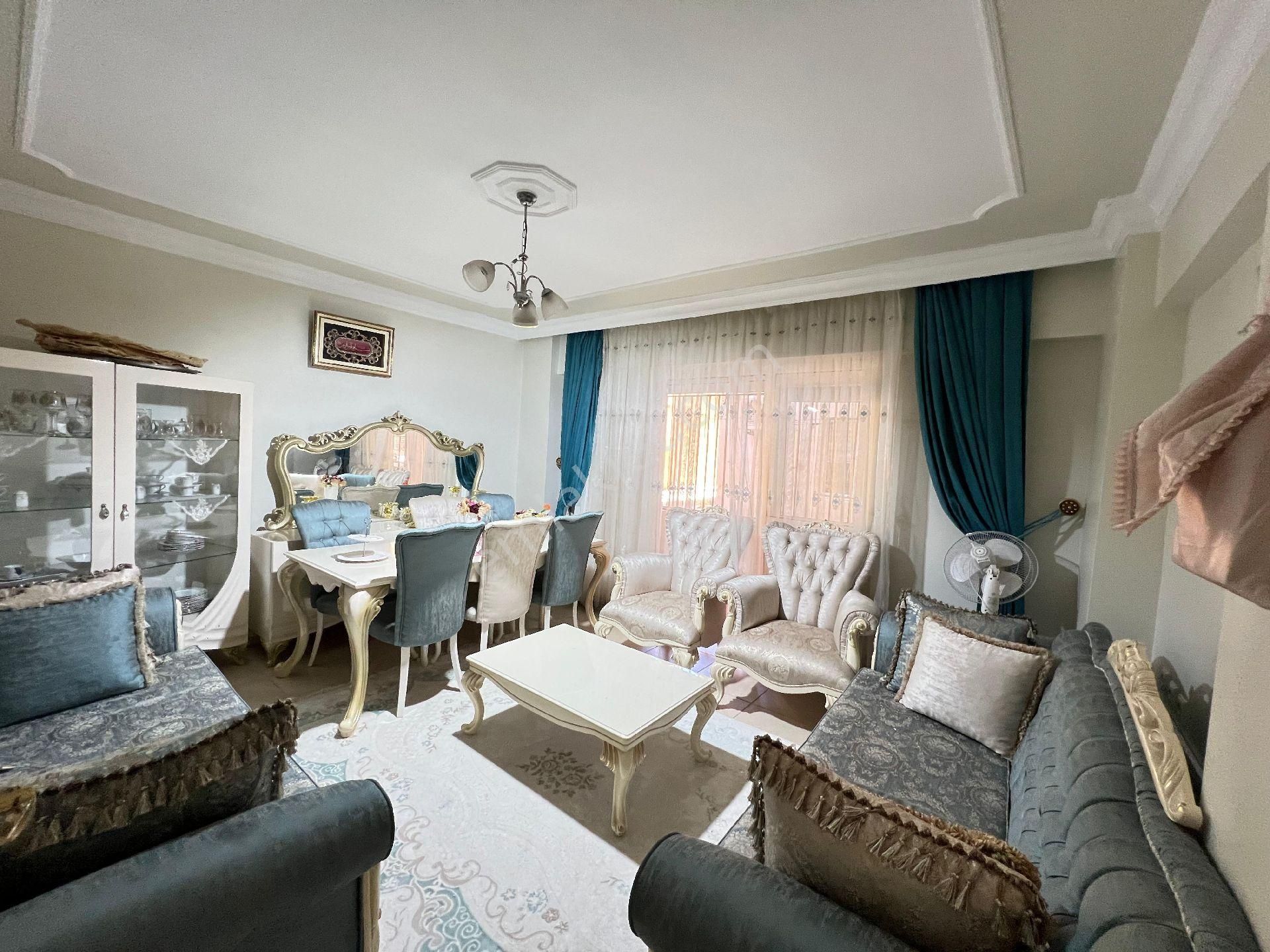 Realty World Mns2 Mehmetden Haliliye İpekyol Yolda 4odalı Satılık Giriş Kat Daire