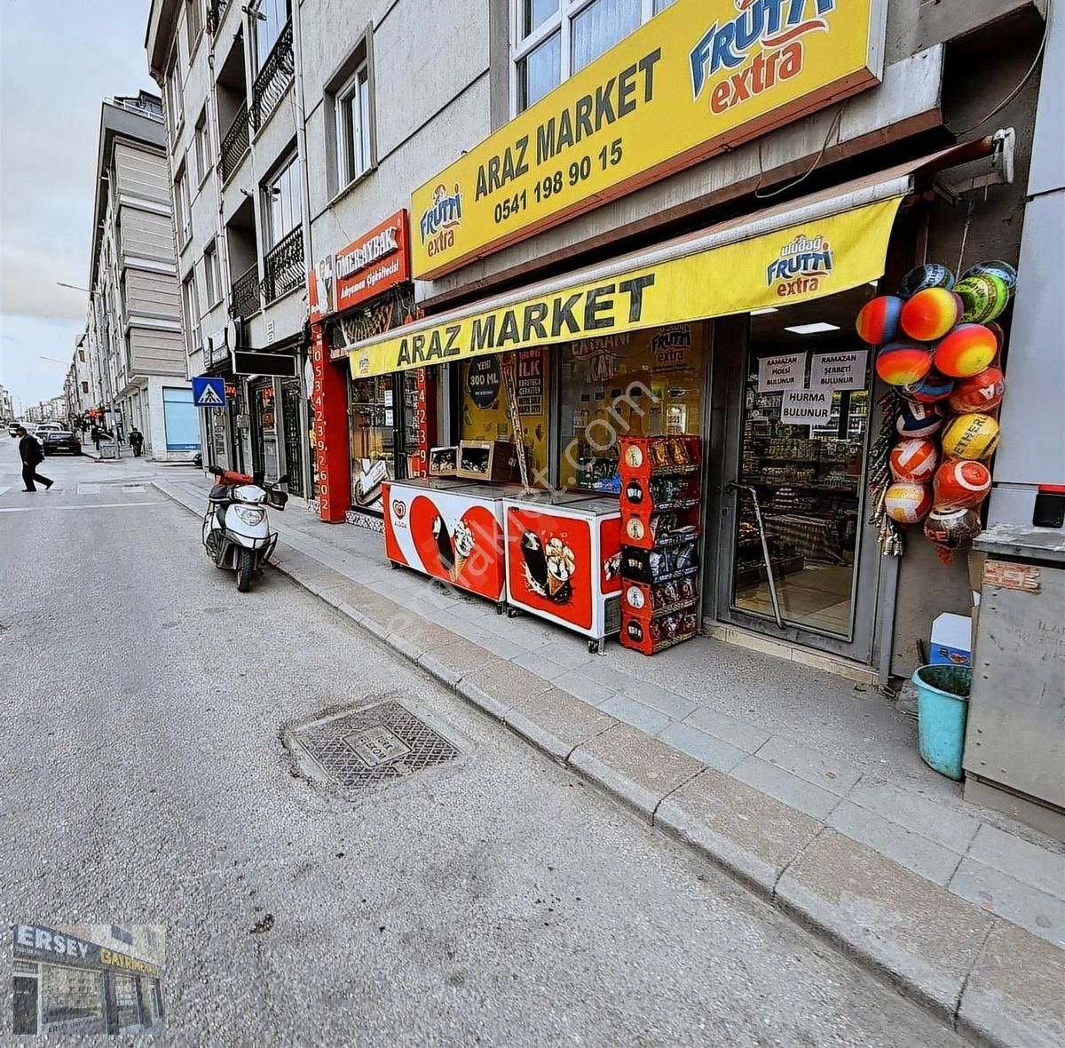 Ersev'den Birlik Caddesi Üzeri Satılık 125 M2 Dükkan