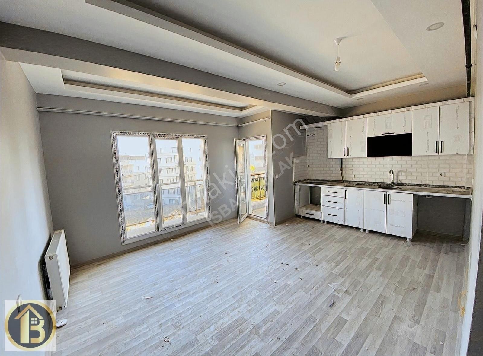 Muhitin Gözdesi Elit Binada Eski Avm Yanı Kiralık 1+1 Lüks Daire