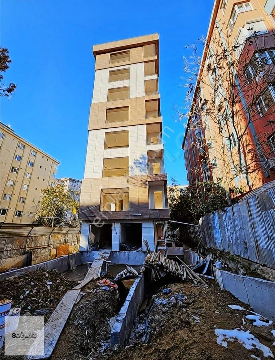 Sağlam'dan Göztepe'de Balkonlu 3+1 Satılık Daire