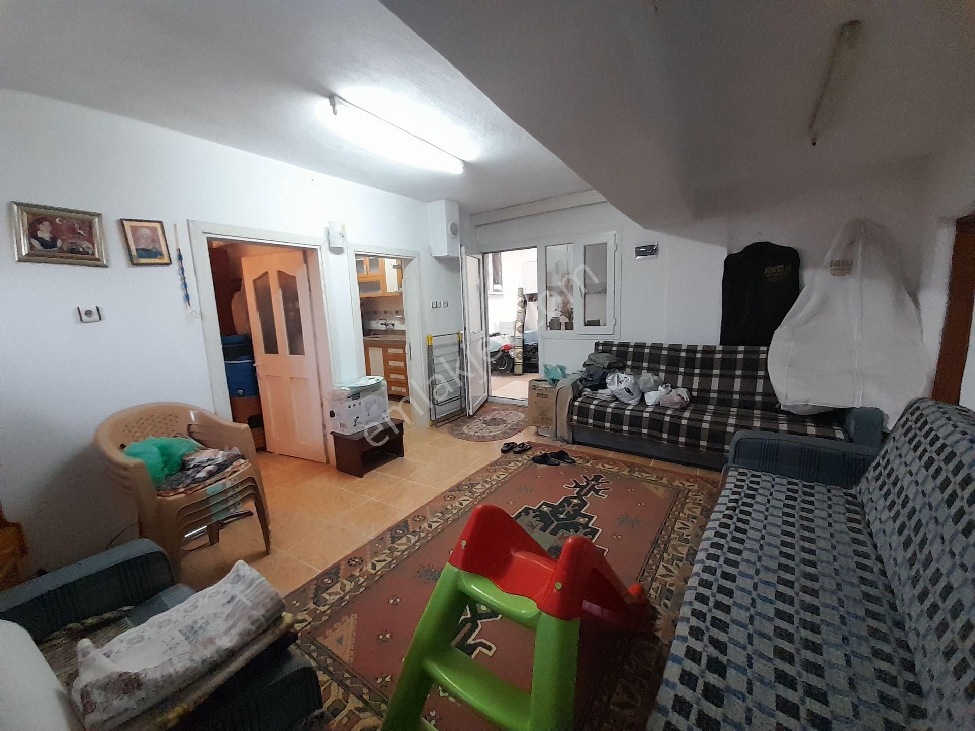 İzmir Bergama Kurtuluş Mh Aynı Bahçede (3+1) Ve (2+1) Satılık 2 Adet Müstakil Ev - Görsel 12