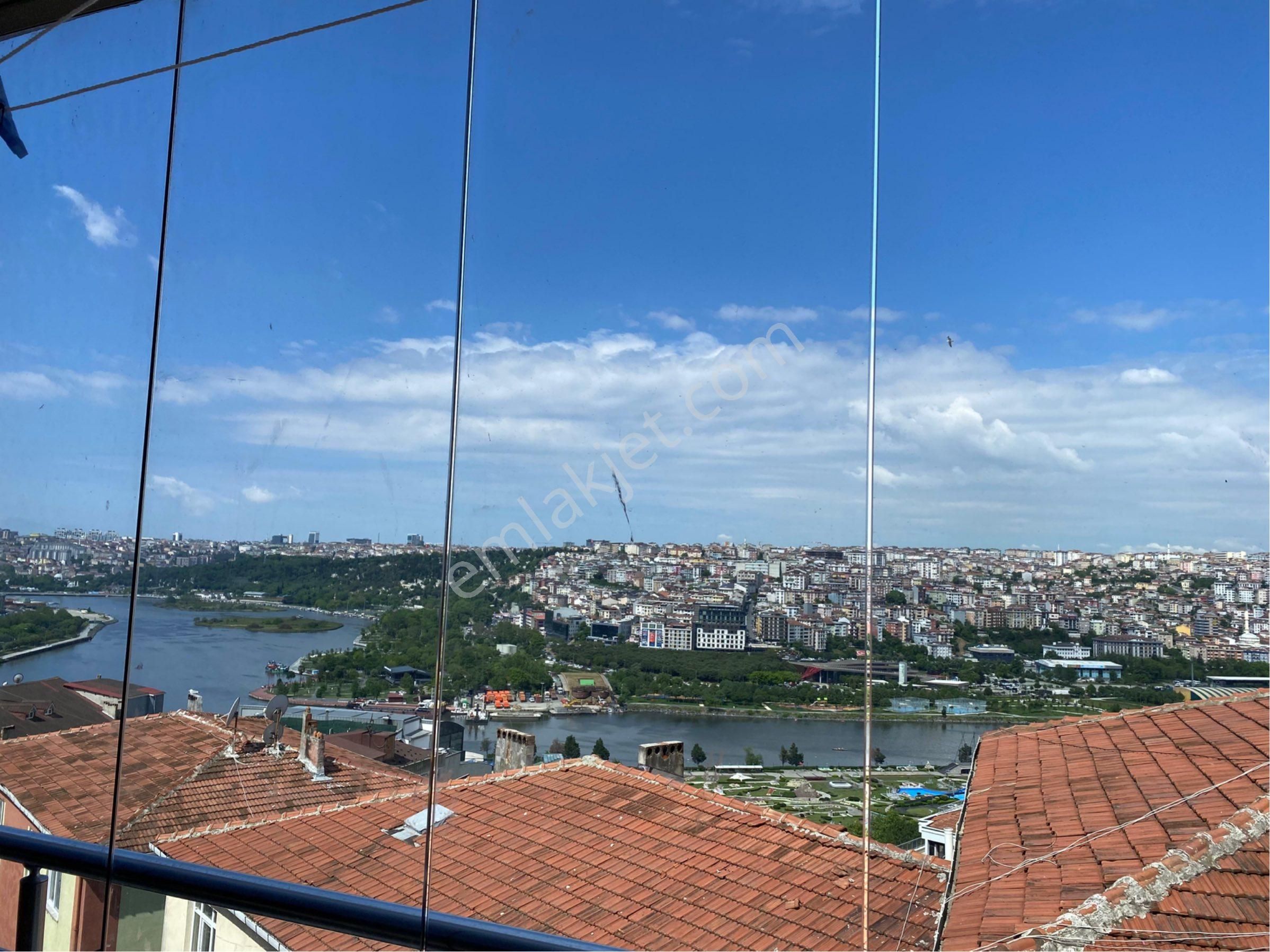 İlk Sahibinden Satılık 2+1 Haliç Manzaralı-yatırım-cam Balkonlu