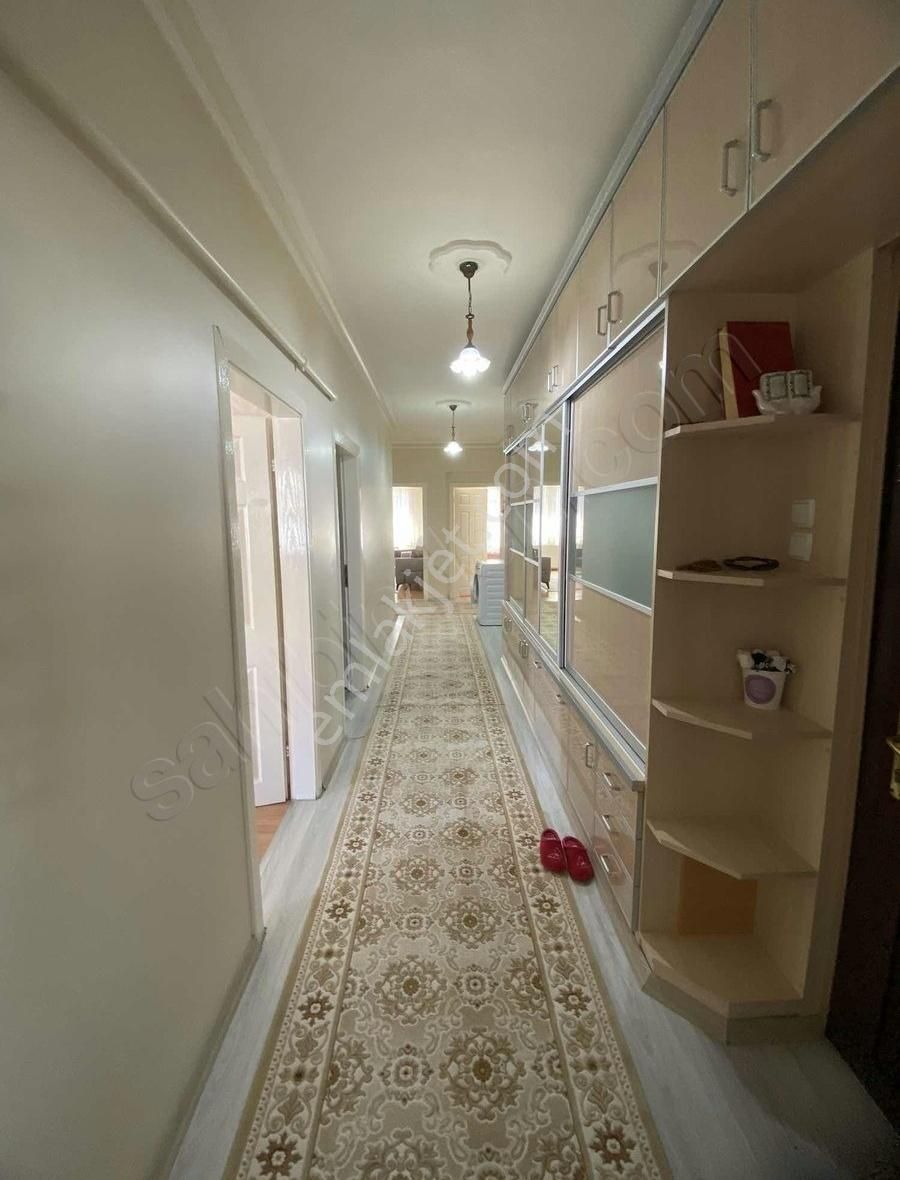 Net Gayrimenkul'den Fatih Mah. Süper Konumda 4+1 Katta Tek Daire - Görsel 12