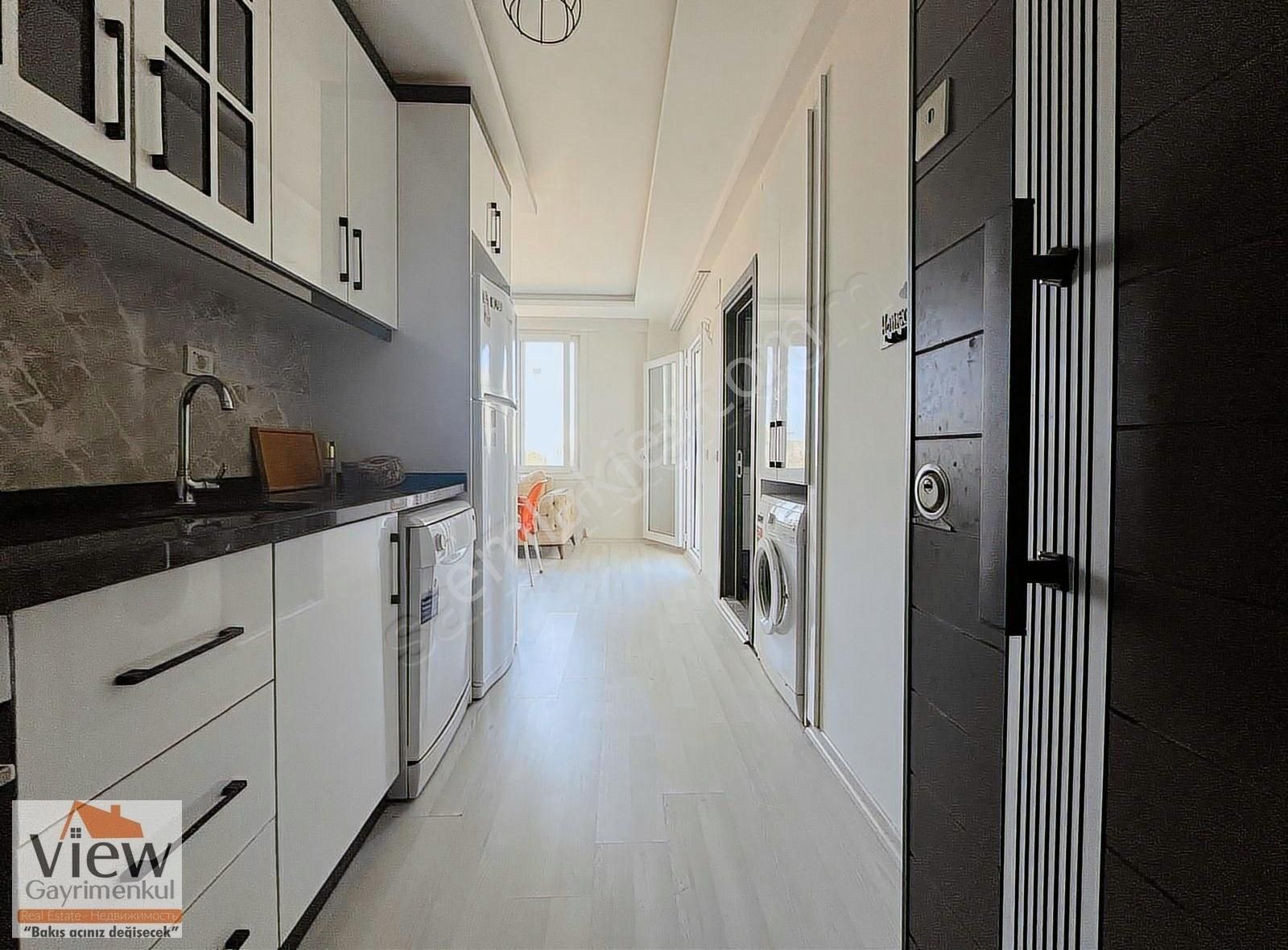 Vıew'den Çeşmelide 1+1 Eşyalı Satılık Daire