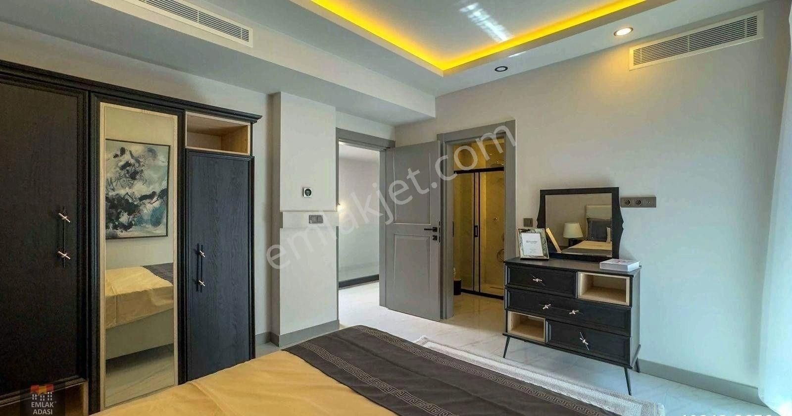 Kuşadası Kadınlar Denizinde Eşsiz Deniz Manzaralı 4+1 Villalar