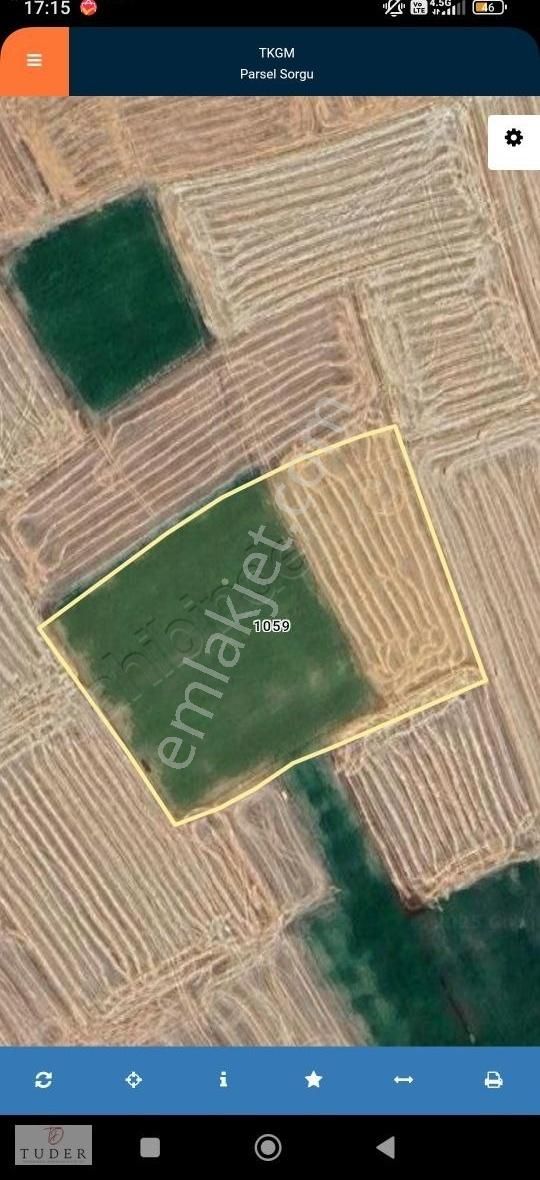 Sandıklı Oda Köy 11.325 M2 Ovada Sulanabilir Arazi