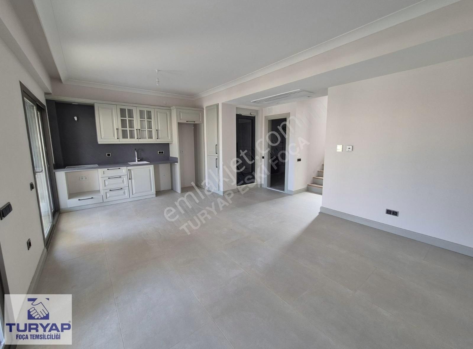 Turyap Foça'dan Emsalsiz Ultra Lüks Satılık Havuzlu Taş Villa - Görsel 19