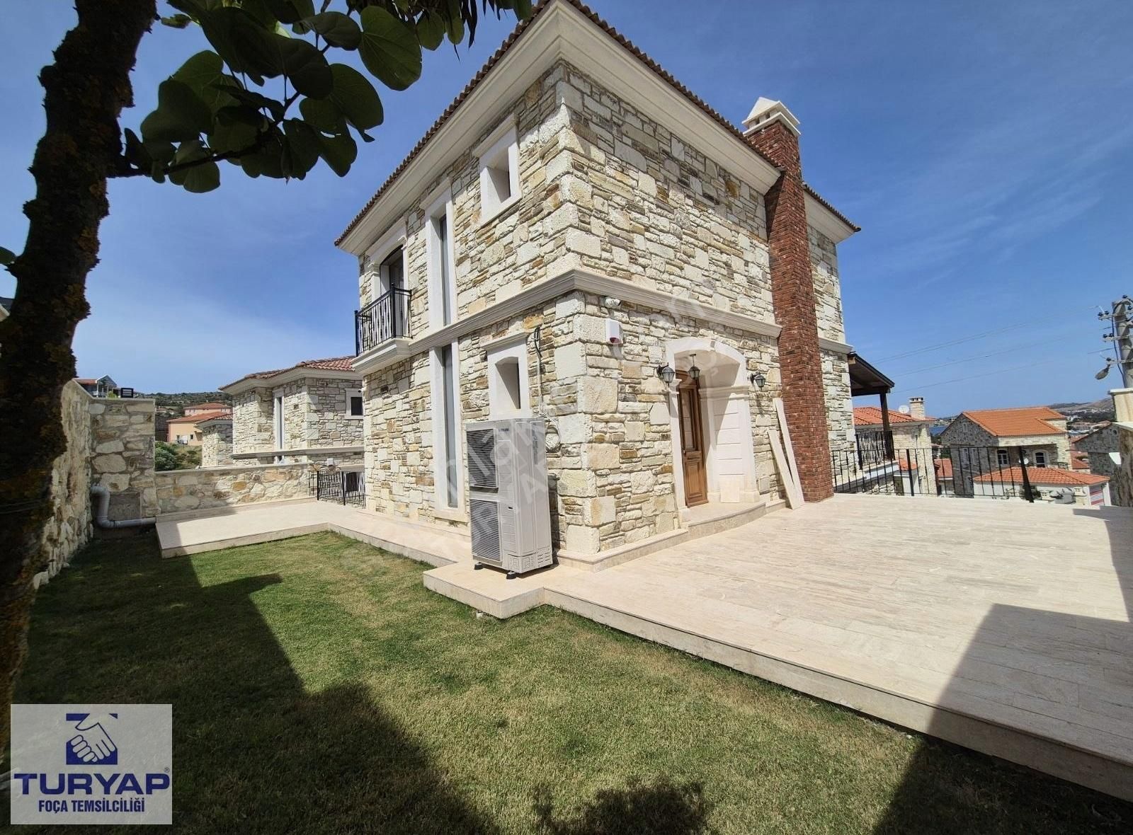 Turyap Foça'dan Emsalsiz Ultra Lüks Satılık Havuzlu Taş Villa - Görsel 31