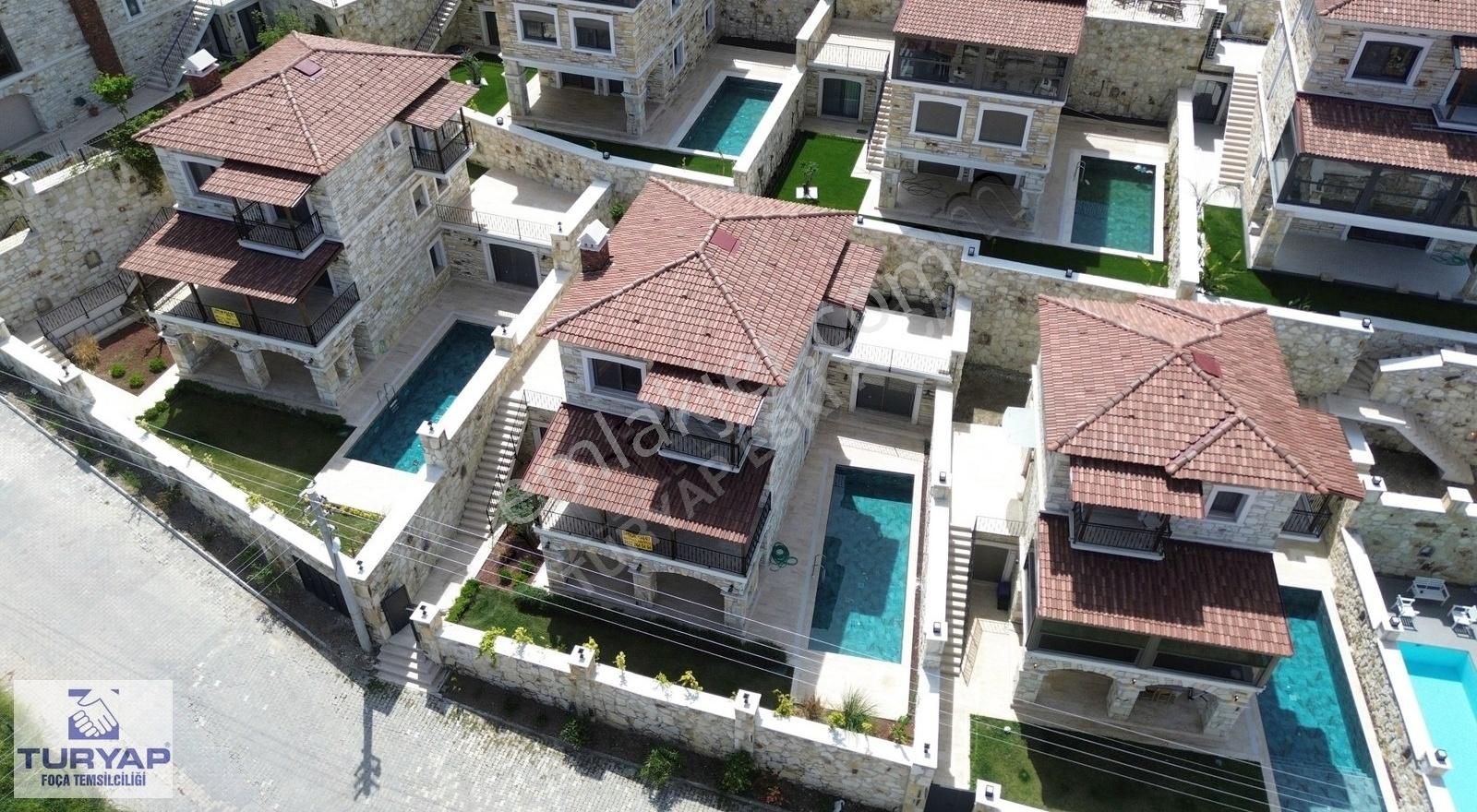 Turyap Foça'dan Emsalsiz Ultra Lüks Satılık Havuzlu Taş Villa - Görsel 3