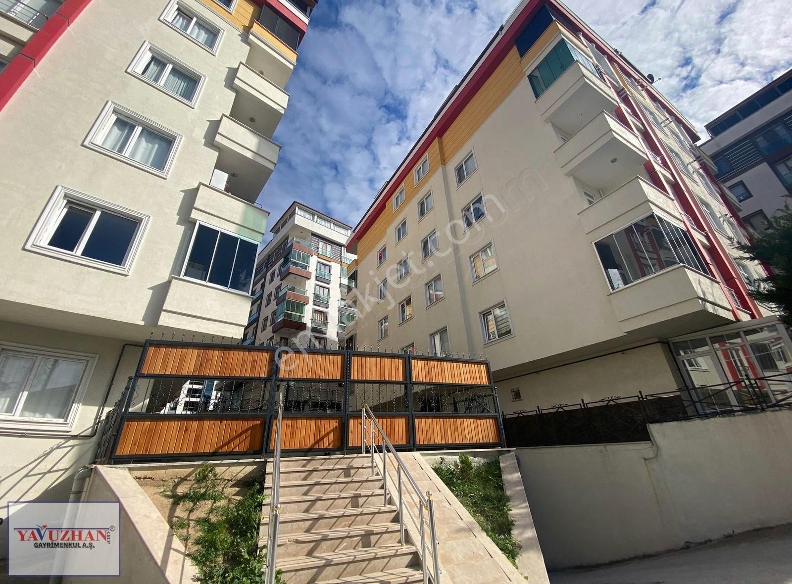 İstasyon'da Prestijli Konumda Otoparklı Site İçi Kiralık 1+1