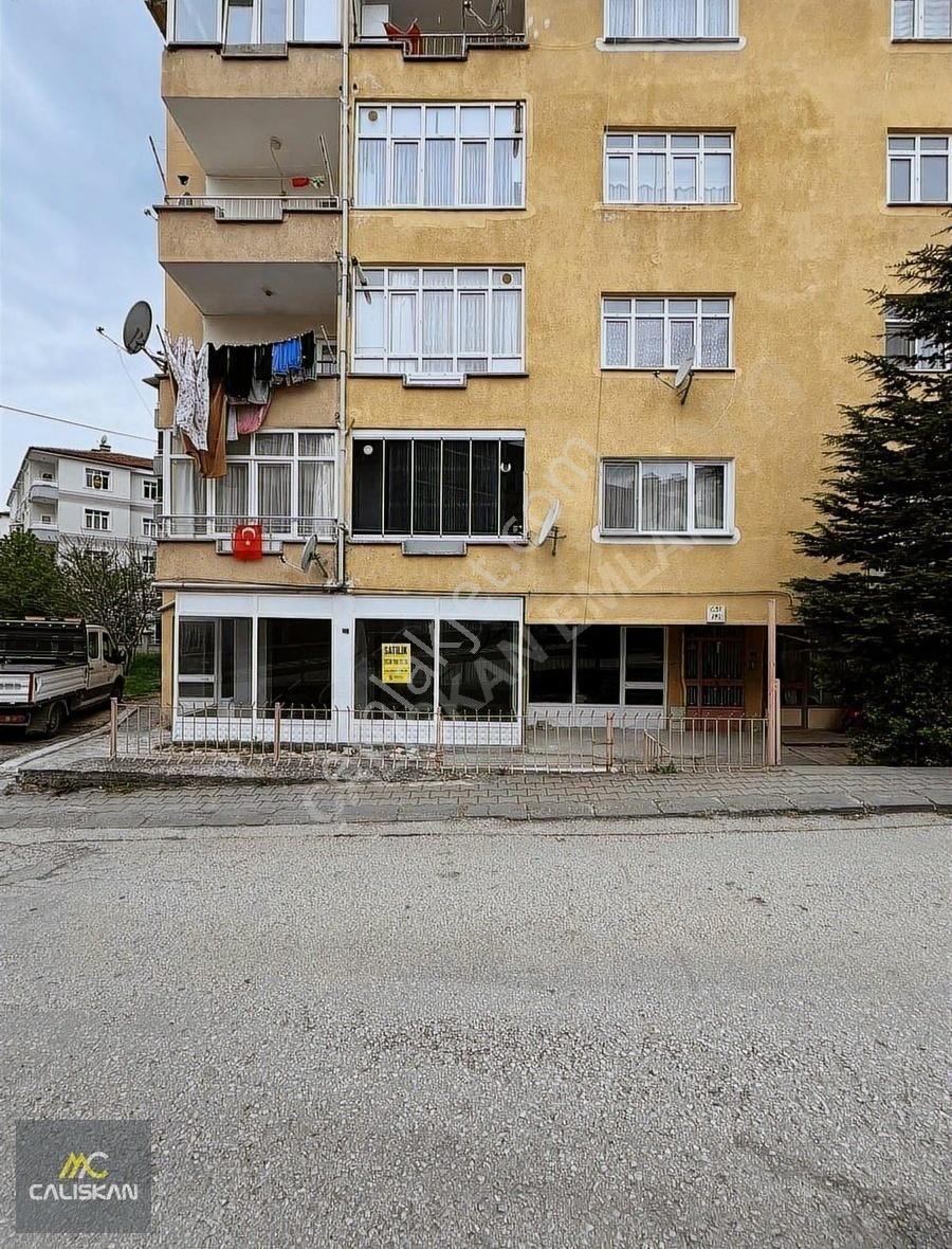 Fatih İlköğretim Okulu Yanı 45 M2 Dükkan