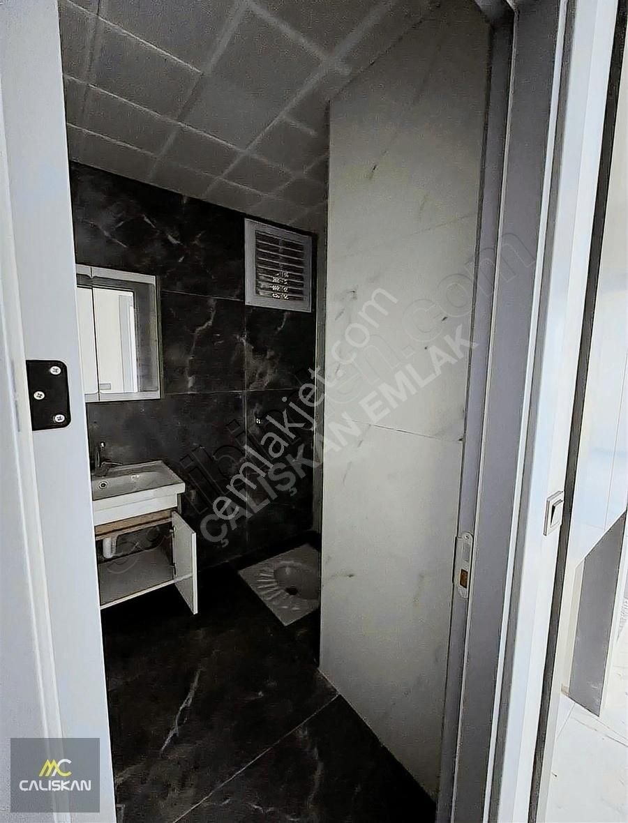 Kaşıkcıbağları Mahallesi Satılık 4+1 Lüks Konut
