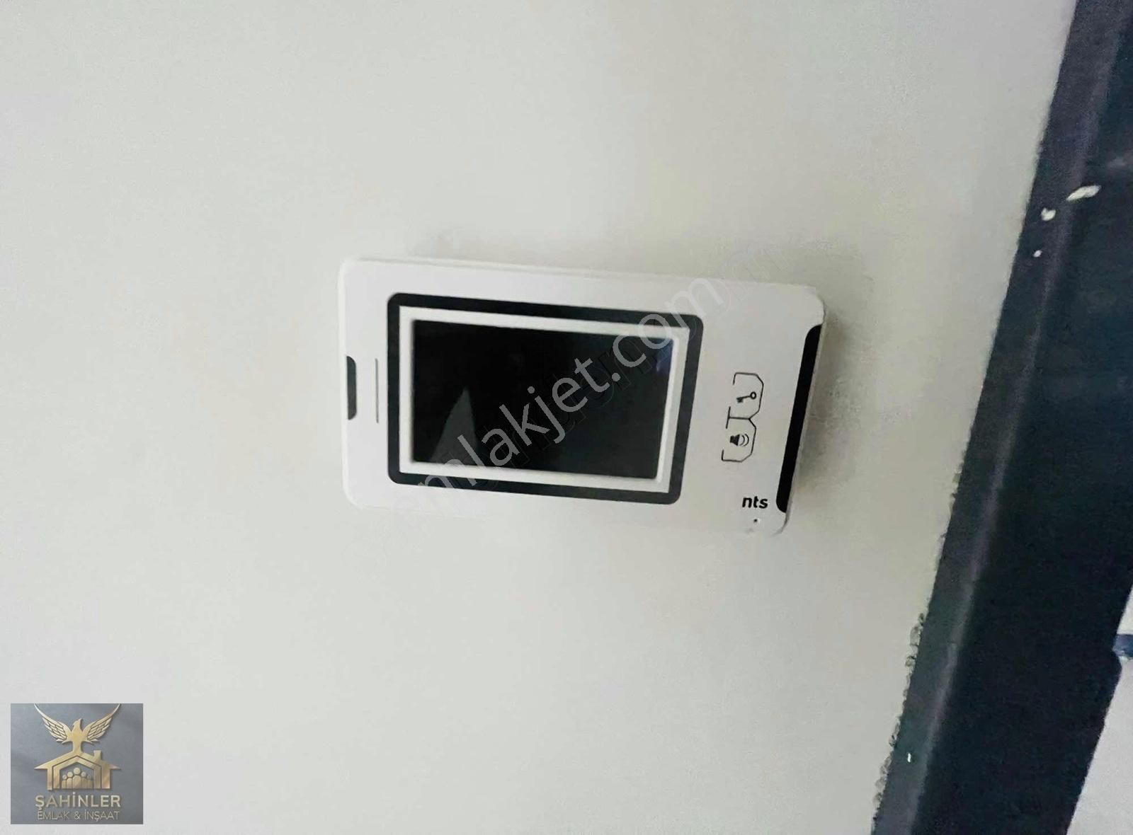 Havuzlu Asansörlü Cadde Üzeri 2+1 Katta Sıfır Daire