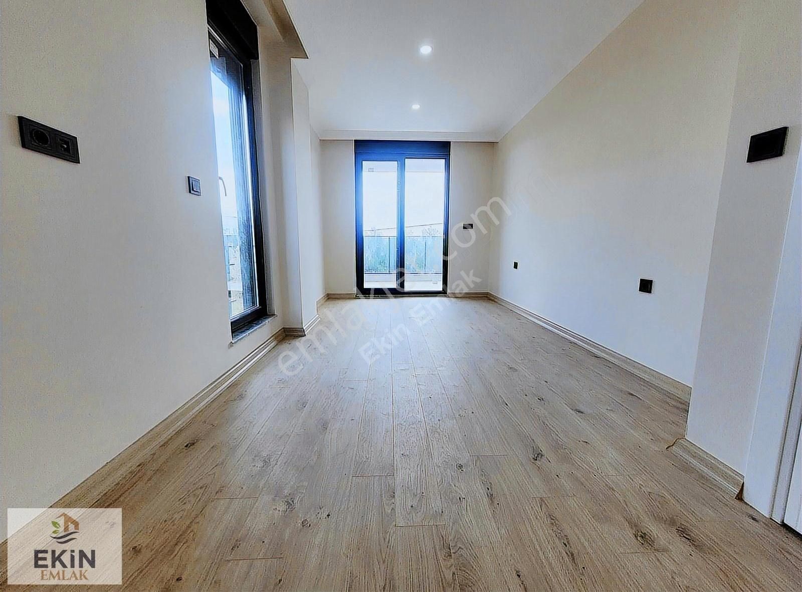 Denize Yakın Doğa Manzaralı 4+1 Villa - Görsel 4