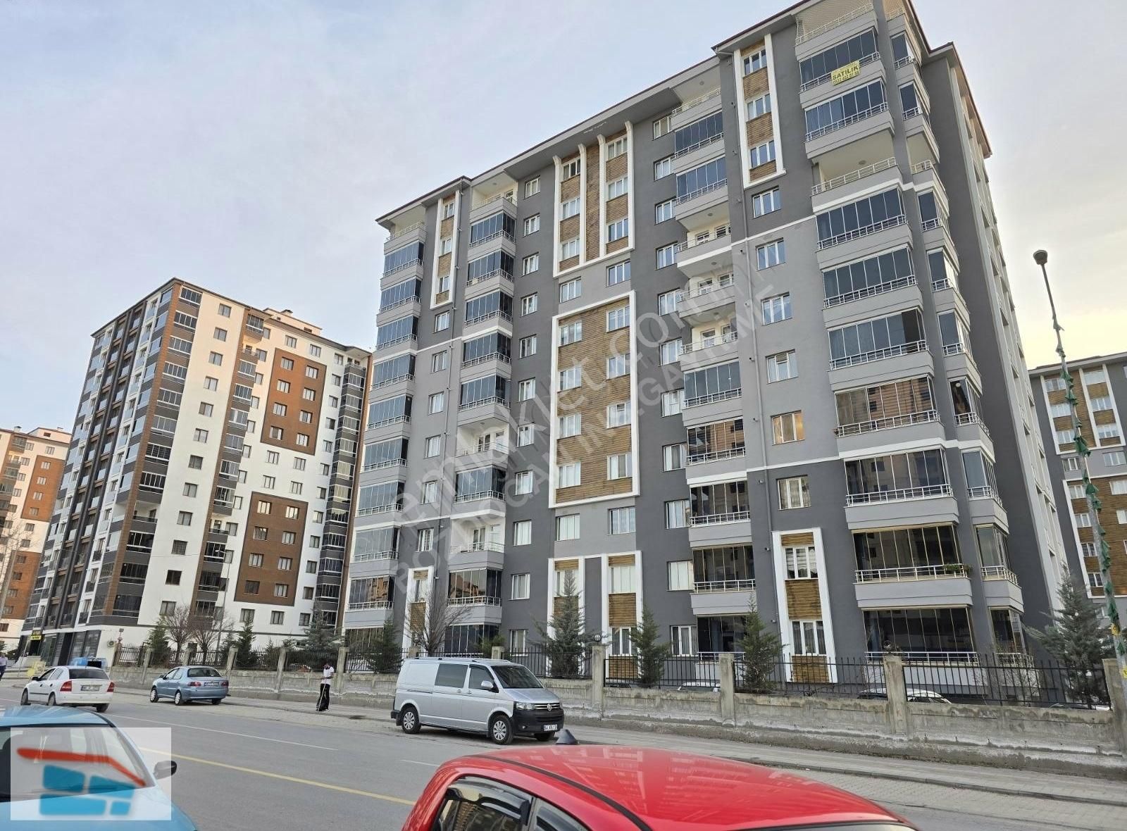 Bozdoğandan Bostanbaşında Satılık 5+1. 250² Daire