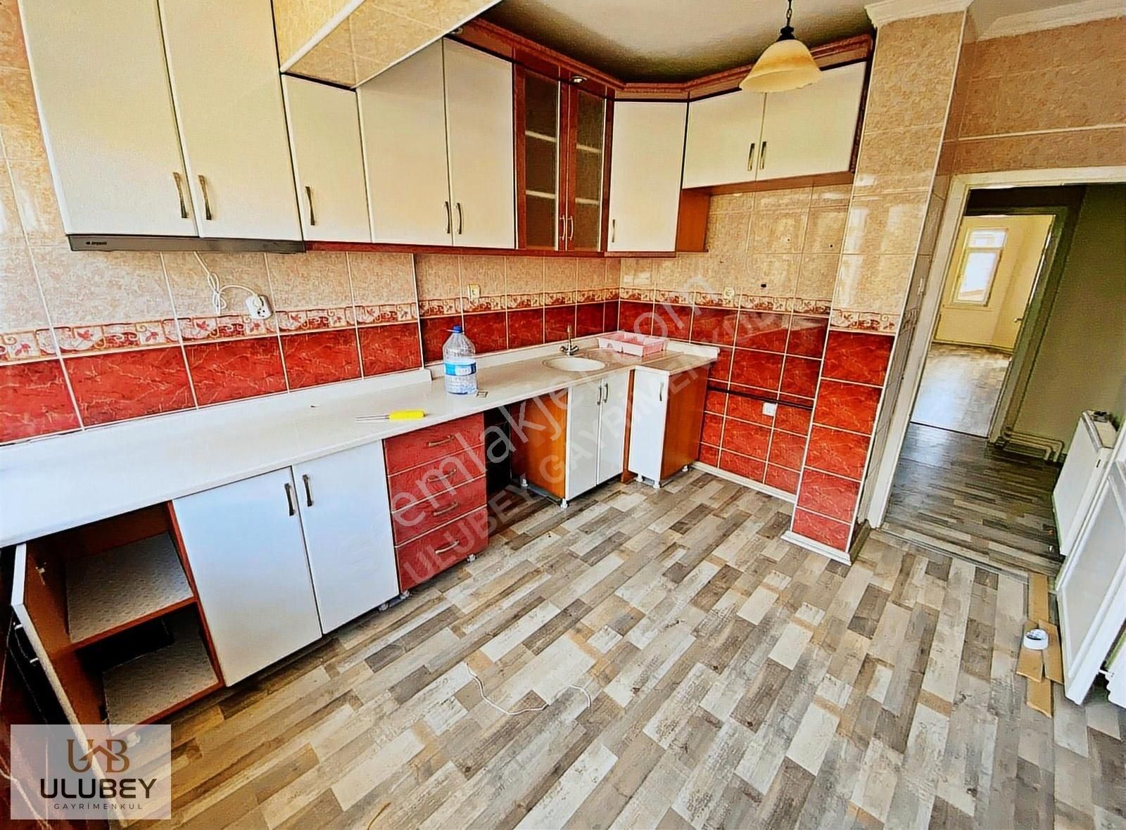 Ayvalı'da Site İçerisinde Masrafsız Manzaralı 3+1 Daire