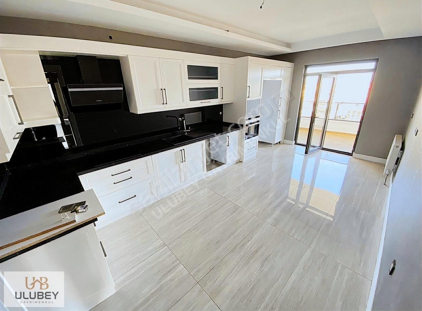 Ovacık Merkezde Şehir Manzaralı Ultralüx 4+1 Site Dairesi