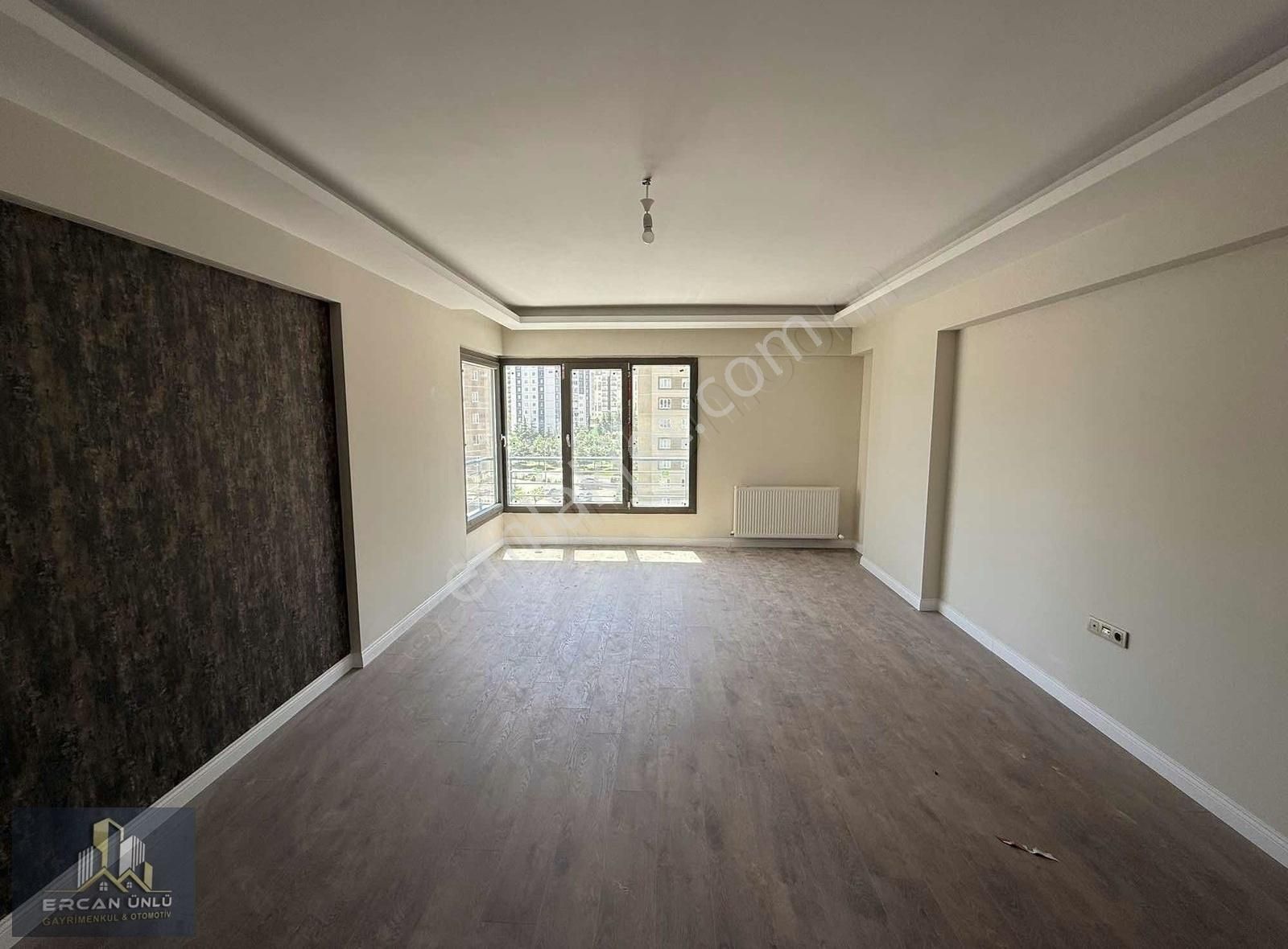 Ercan Ünlü'den Avm Karşısı İldem'in En Lüks 4.5+1 Fırsat Dairesi - Görsel 10