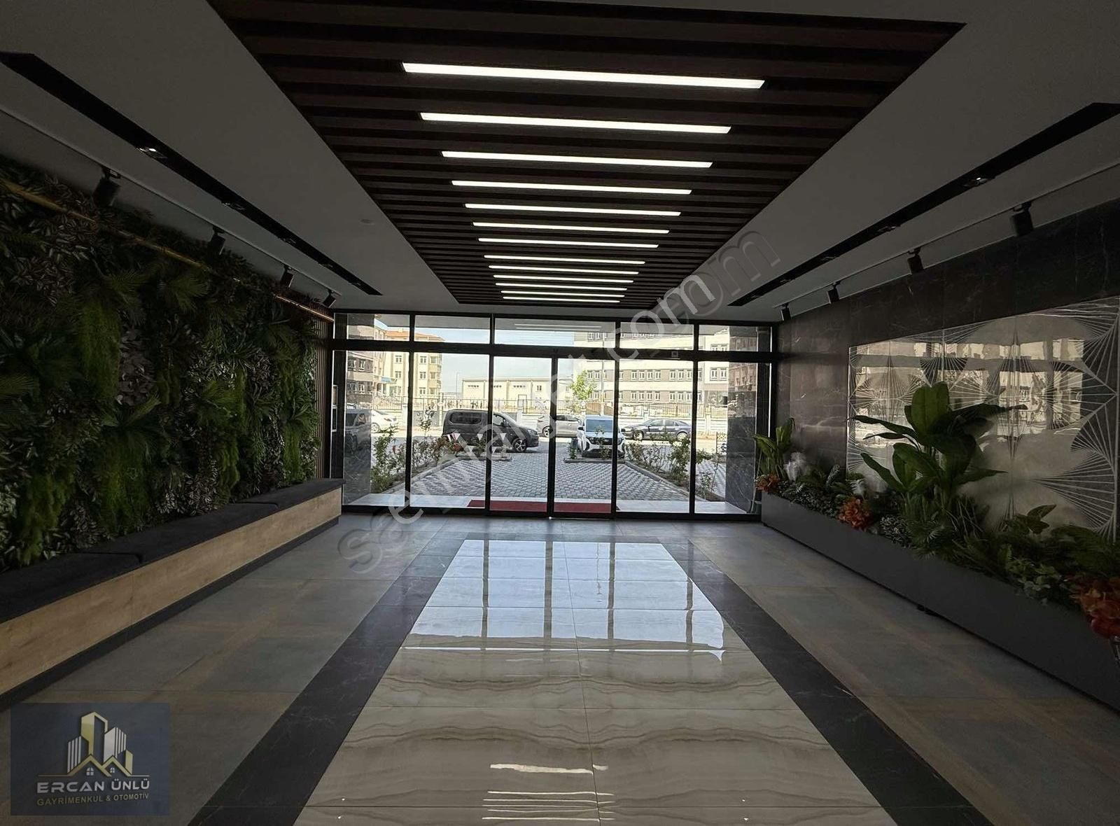 Ercan Ünlü'den Avm Karşısı İldem'in En Lüks 4.5+1 Fırsat Dairesi - Görsel 12