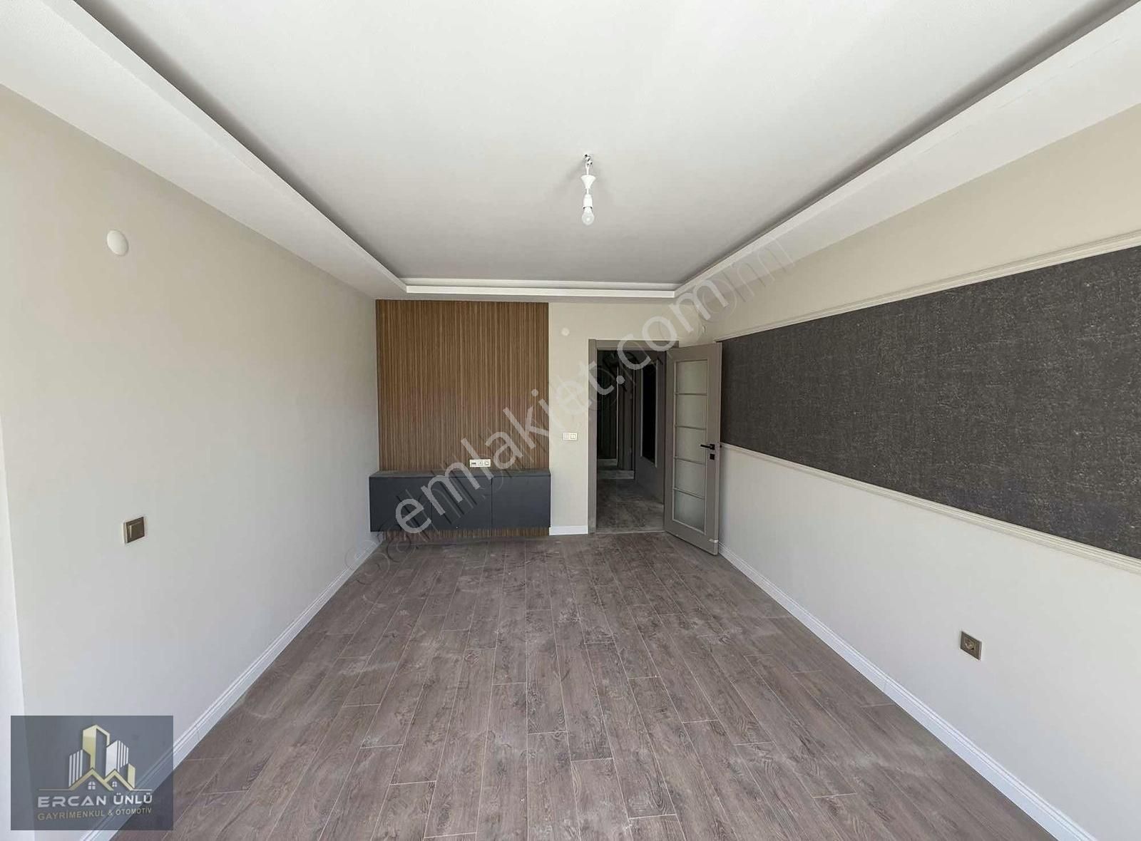 Ercan Ünlü'den Avm Karşısı İldem'in En Lüks 4.5+1 Fırsat Dairesi - Görsel 15