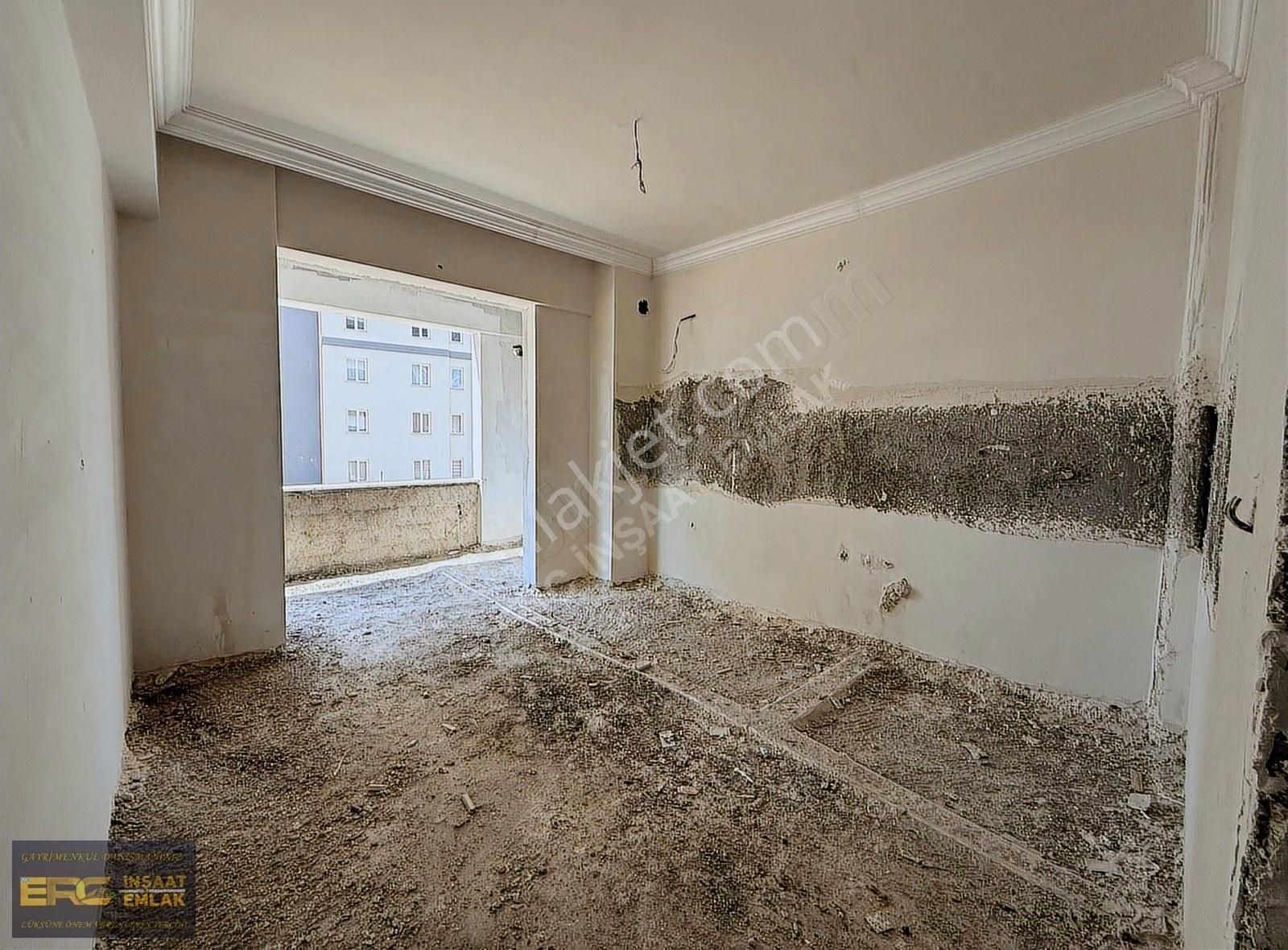 Megapoint Hastanesi Civarı Satılık 2+1 Daire