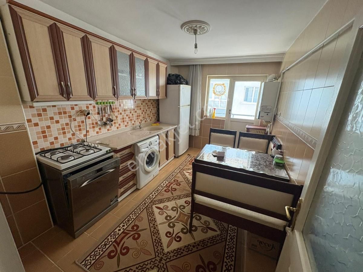 Ankara Mamak Başak Mahallesinde 3+1 Ara Katta Full Yapılı Daire