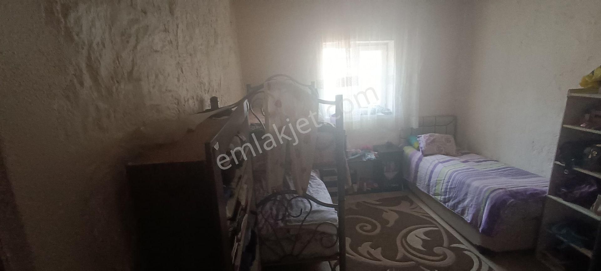 Himmetdede Köy İçinde Satılık İki Adet Ev Ve Arsası - Görsel 18