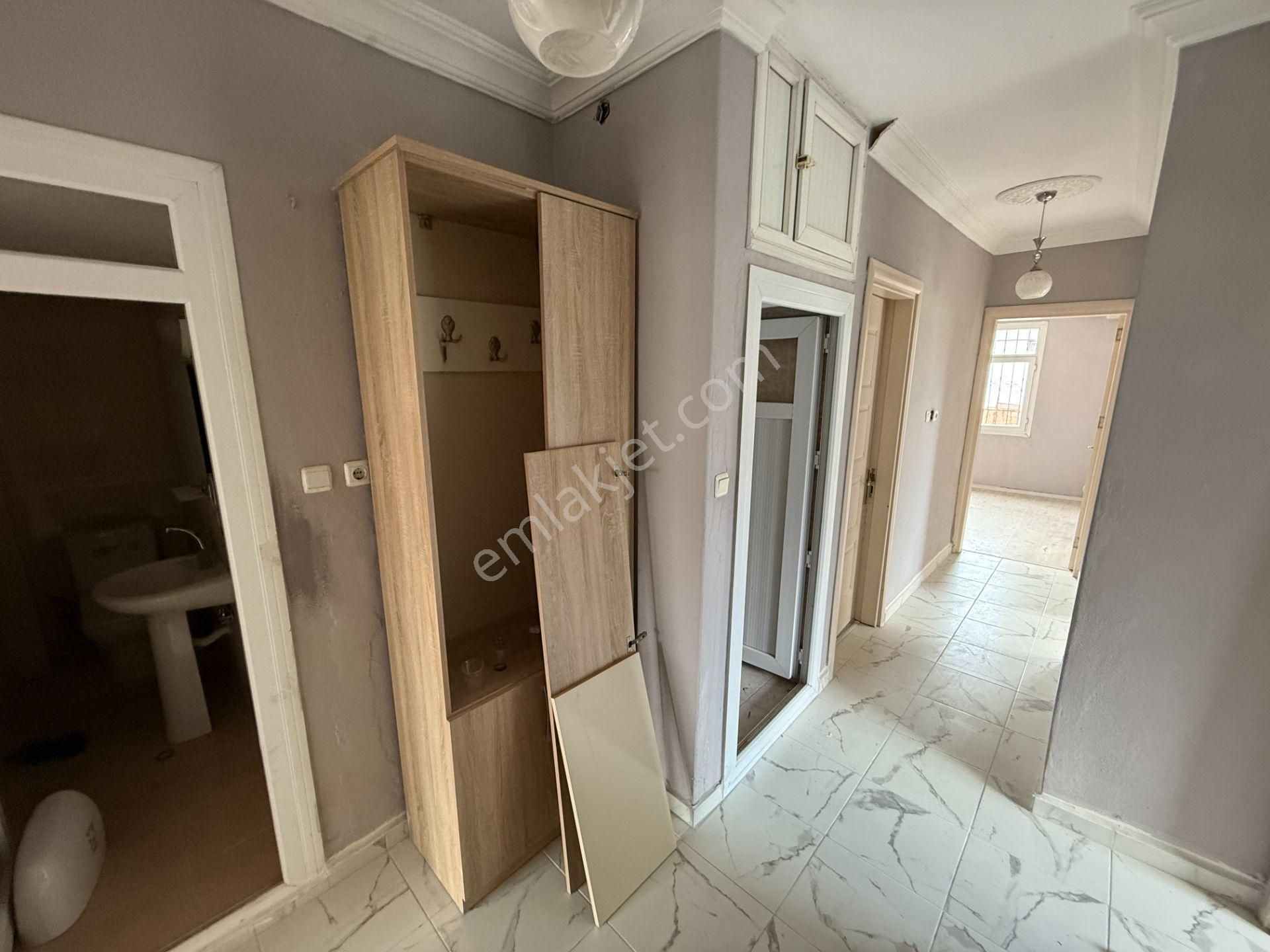 Yüreğir Seyhan Mh 2 Katlı 130 M2 Satılık Hasarsız Müstakil Ev - Görsel 17