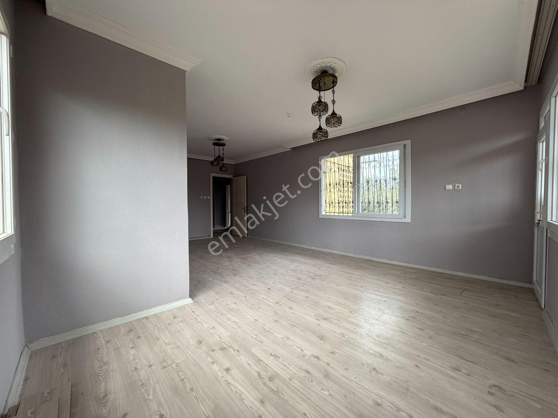 Yüreğir Seyhan Mh 2 Katlı 130 M2 Satılık Hasarsız Müstakil Ev - Görsel 7