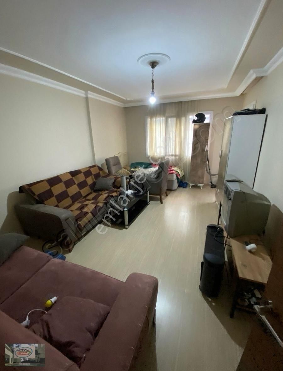 Akman Gayrimenkul'den Muradiye'de Eşyalı Satılık 1+1 Daire