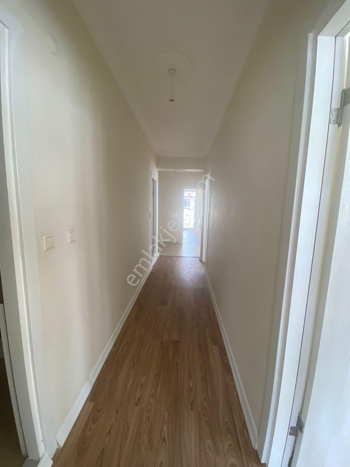 Kütahya Merkez Zafertepe Mah. Kiralık 3+1 Daire