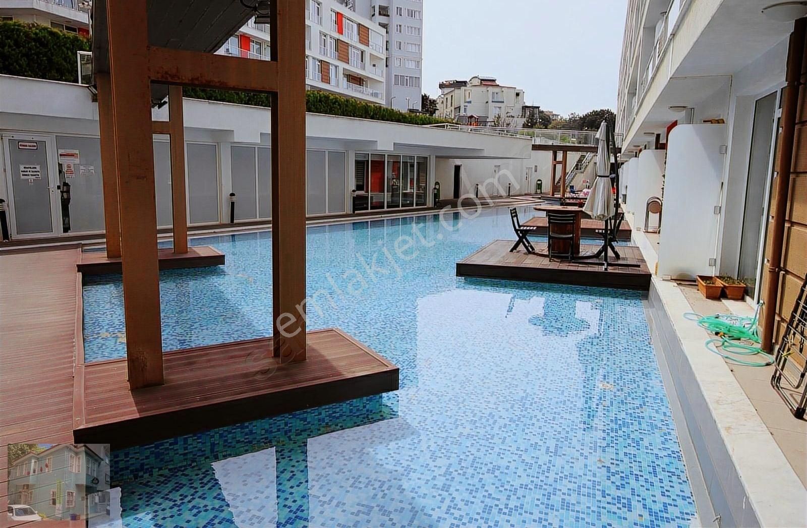 Ella`dan Su Sitesinde Havuz Cepheli 2 +1 Arakat Kiralık Daire