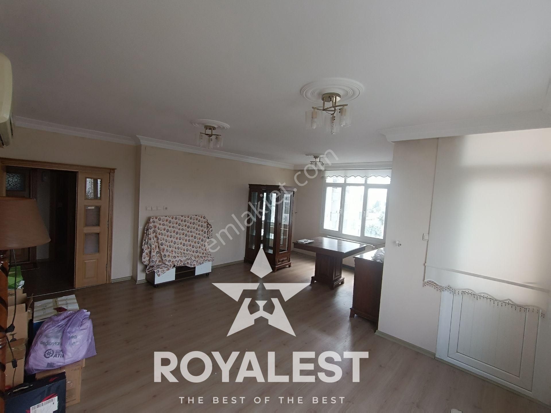 Royalest'ten Kapalı Mutfak 3+1 Doğalgaz Daire