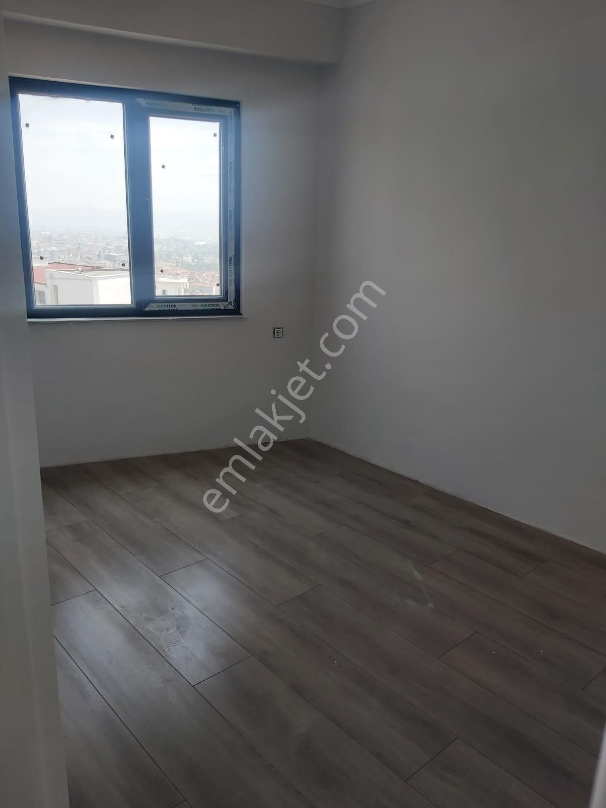 Balıkesir Alt. Dinkçiler Mah. 1+1 45 M2 Ara Kat Satılık Daire