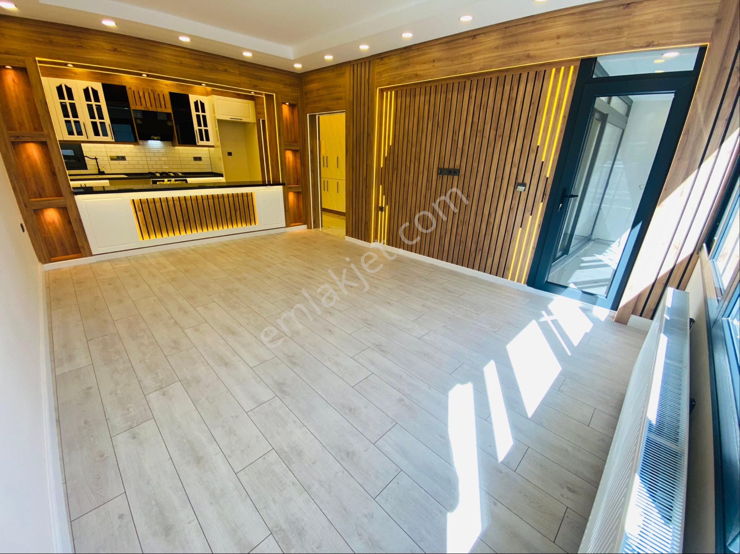 Göztepe Poligon Da 3+1 135m2 Lüks Dekorlu Bahçeli Daire